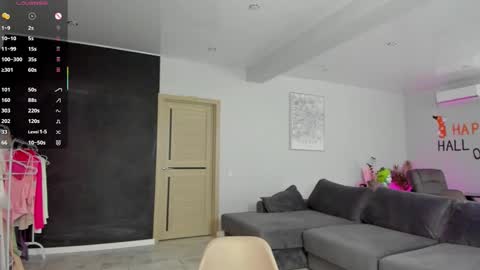 Laura online show from October 6, 4:41 am