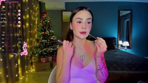 Laura online show from January 11, 4:06 am