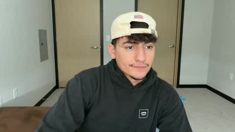 sexmenyoutnng online show from September 23, 4:34 pm