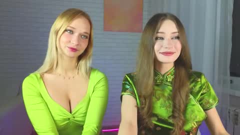 Alice and Violetta online show from November 17, 2:30 pm