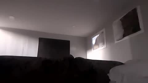 Cumallcumnow online show from March 31, 12:33 am