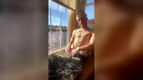 strokinbytheocean online show from March 13, 6:33 pm