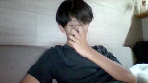 Asian boy online show from October 12, 4:43 pm