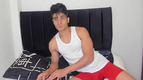 Snapshot of stylish_men chatting on October 6, 2:57 pm stylish men online show from October 6, 2:57 pm