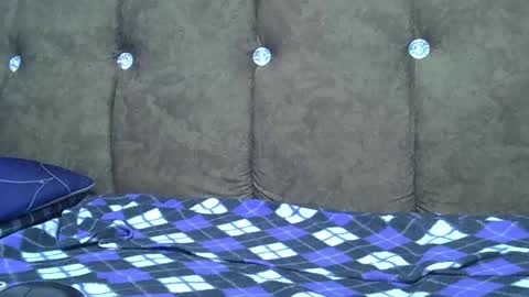 submissive_slut001 online show from December 28, 4:52 pm