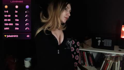 Polly online show from March 4, 5:54 pm