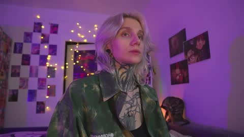 succubus_66 online show from February 3, 11:20 am