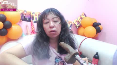 Sucky  online show from October 29, 12:40 pm