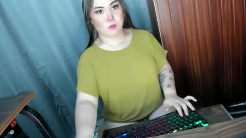 Millany online show from April 11, 8:07 am