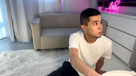 Emmy online show from February 19, 9:06 am