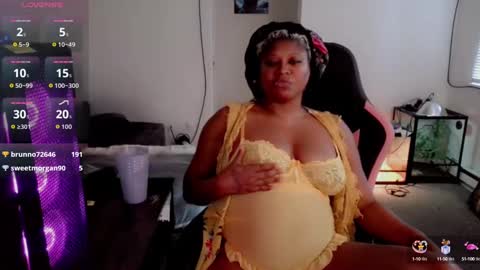 Snapshot of sugarbearlove87 chatting on September 16, 9:07 pm lexi love online show from September 16, 9:07 pm