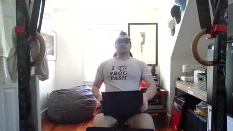 Sugar online show from July 1, 2:37 pm