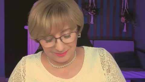 Vivien online show from September 13, 2:08 pm