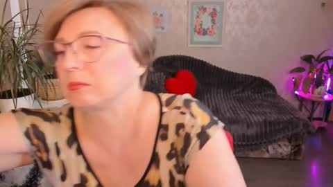 Vivien online show from January 7, 9:14 am