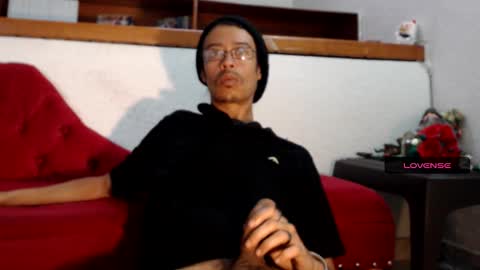 suggabrown_ online show from March 17, 10:26 pm