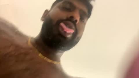 Snapshot of suggnight chatting on September 29, 4:17 pm Let me be your knight that saves you online show from September 29, 4:17 pm