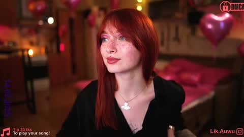 Snapshot of suk_ki chatting on February 14, 7:17 am Lika ginger  Jessy blond   online show from February 14, 7:17 am