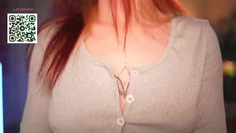 Snapshot of suk_ki chatting on September 23, 6:18 am Lika ginger  Jessy blond   online show from September 23, 6:18 am
