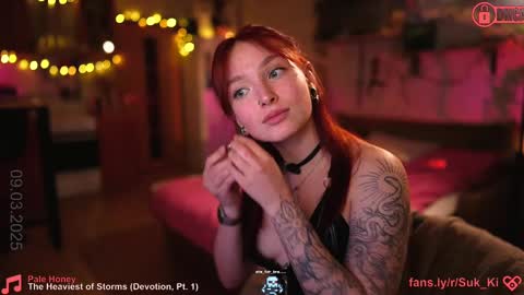 Snapshot of suk_ki chatting on March 10, 2:50 am Lika ginger  Jessy blond   online show from March 10, 2:50 am