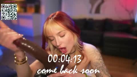 Lika ginger  Jessy blond   online show from May 15, 3:15 am