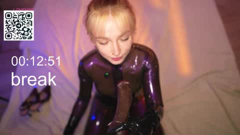 Lika ginger  Jessy blond   online show from February 2, 3:37 am