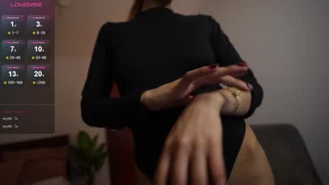 Suki online show from March 24, 9:54 pm