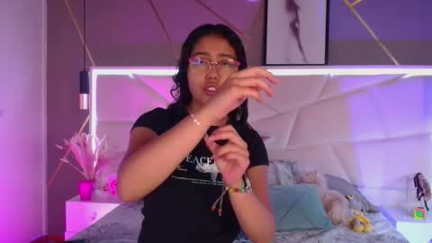 SUKI online show from March 8, 12:42 pm