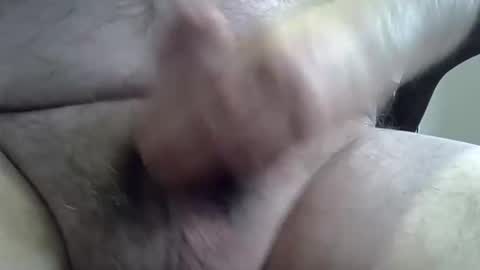 Snapshot of sull670775 chatting on March 7, 1:20 am sull670775 online show from March 7, 1:20 am