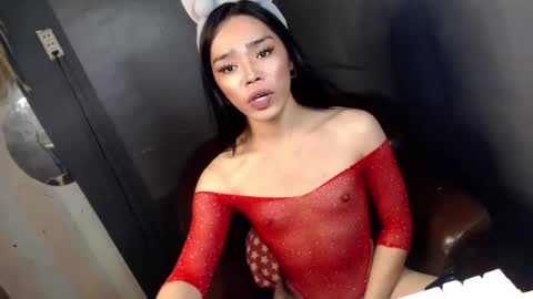 sultry_sirenxx online show from February 15, 11:06 am