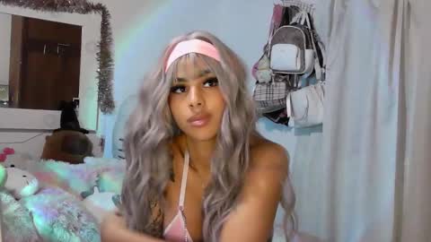 summer 09 online show from February 3, 6:40 am