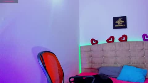 summer_girls01 online show from November 15, 3:41 am