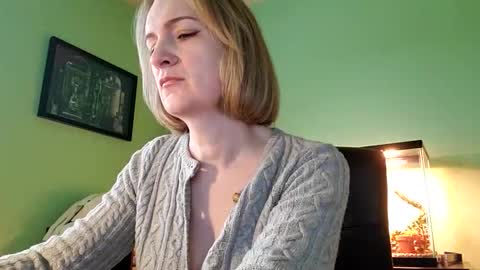 Summer online show from March 19, 3:06 pm