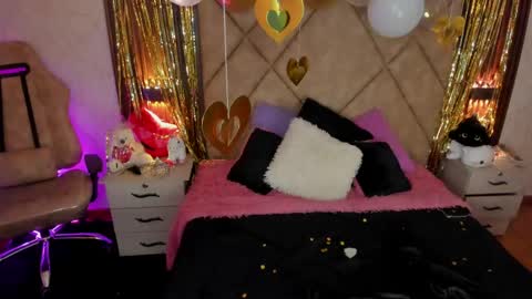       -  - online show from April 13, 3:27 pm