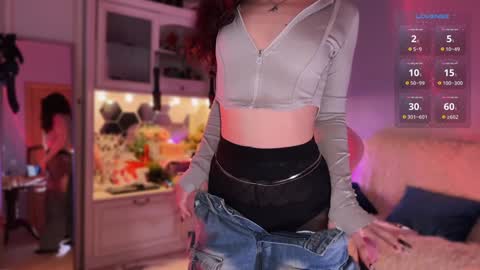 Snapshot of sun_for_you chatting on January 8, 2:14 pm Miss Nelly online show from January 8, 2:14 pm
