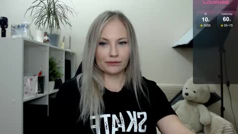 Naomi online show from November 29, 3:09 pm