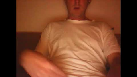 sunnygun0 online show from November 27, 9:22 pm