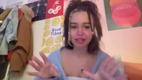 sunnyxoxox online show from November 18, 4:04 am