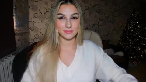 sunsetwithava online show from December 17, 1:40 pm