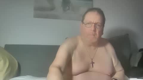 Sunspotbaby online show from May 14, 5:38 am