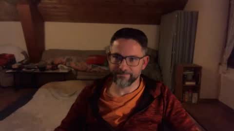 Snapshot of supersquirrel81 chatting on October 23, 6:09 pm supersquirrel81 online show from October 23, 6:09 pm