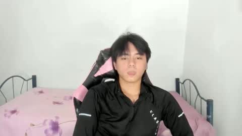 supr4m0 online show from November 7, 10:18 am