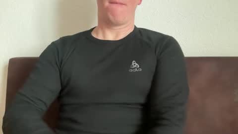 surfstar81 online show from February 20, 9:22 am