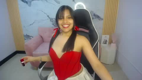 Susy online show from April 6, 7:37 pm