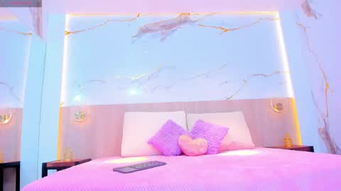 Susan online show from December 15, 12:01 pm