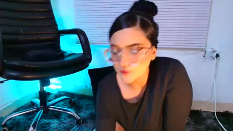 susana online show from February 25, 10:57 pm