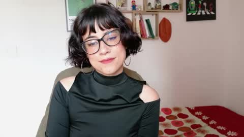 susana_w online show from April 16, 5:13 pm