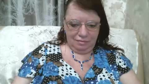 SusanaAhSun online show from July 8, 11:35 am