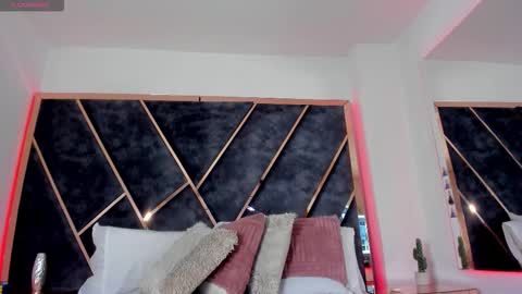 susanahenao online show from January 12, 5:20 pm