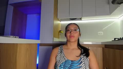 Snapshot of susanclarck chatting on October 19, 5:45 am susanclarck online show from October 19, 5:45 am