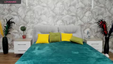 susannjohnson online show from March 8, 3:06 am